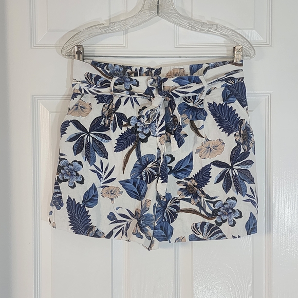 Dalia Pants - Dalia High Waist Linen Blend Shorts with Bold Floral Design